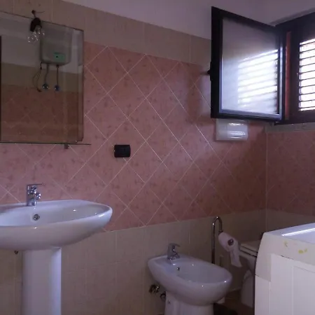 I Giardini Di Is Straulas Aparthotel *